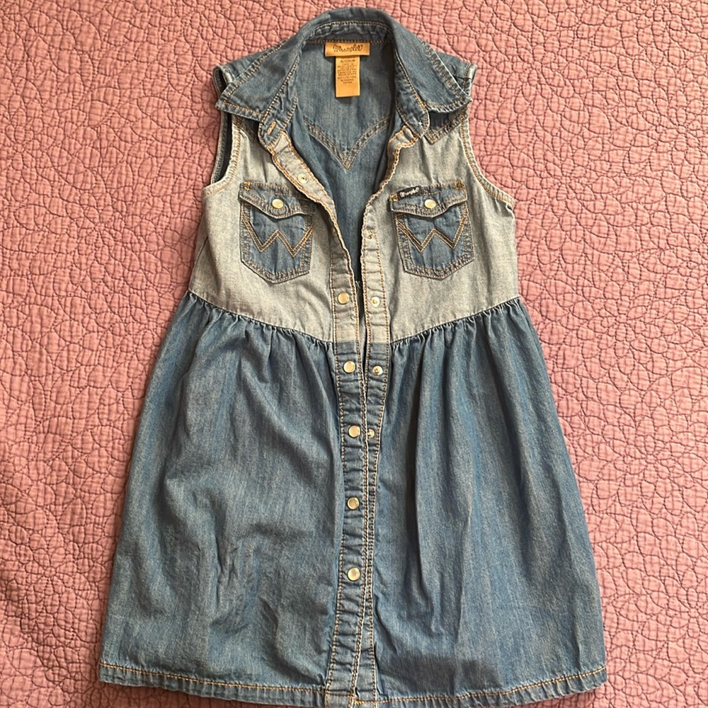 Adorbs bundle of 8 little dress/rompers. Summer ready different brands. M